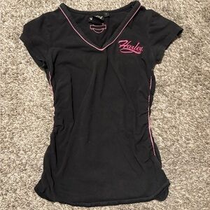Super cute vintage y2k harley davidson cinched black baby tee with pink accents